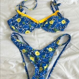 New SHEIN Swimwear Set in Blue and Yellow Floral